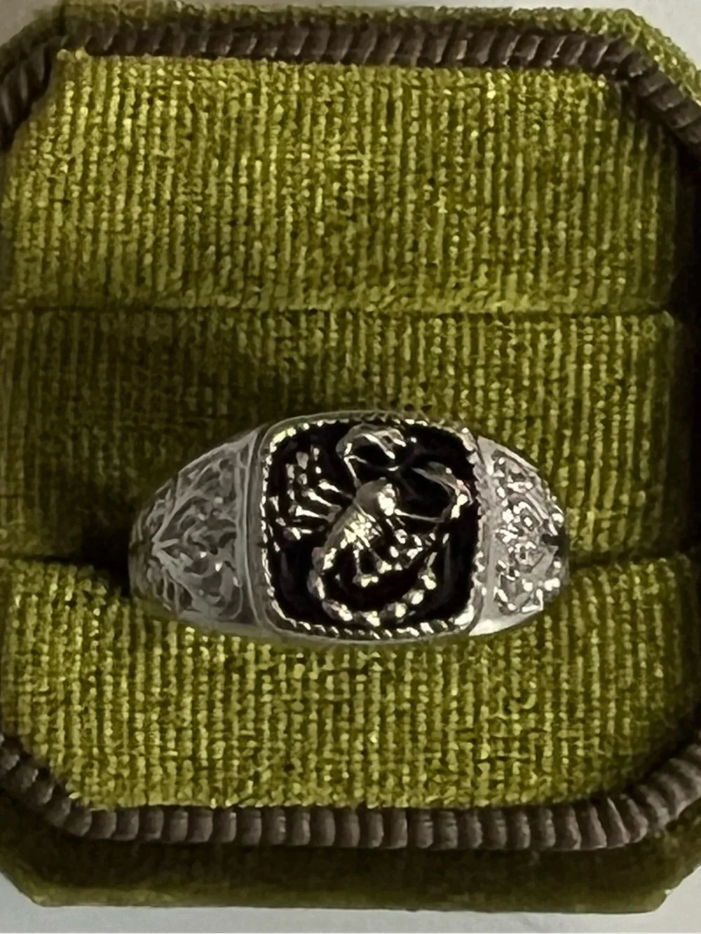 Scorpion Design Titanium Steel Silver/Black Unisex Ring Size 9